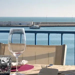 Apartamento David, L'Ampolla